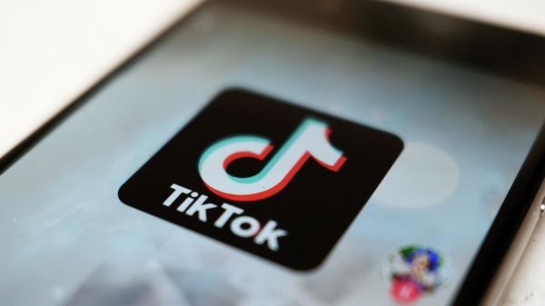 Польским чиновникам могут запретить ставить TikTok на служебные телефоны 0