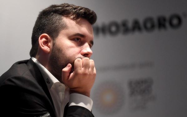 Непомнящий сохранил второе место в рейтинге FIDE перед матчем за корону