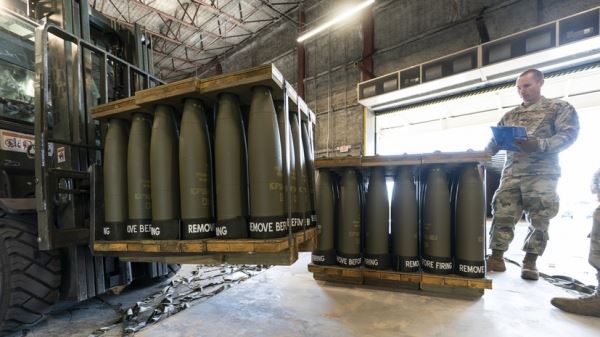 Ревизия арсеналов: Пентагон оценит запасы оружия в США на случай конфликта с крупными державами